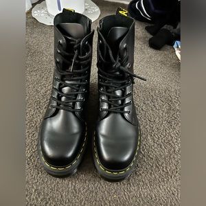 Platform Doc Martens